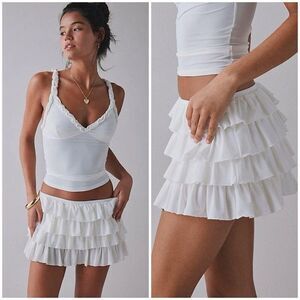Urban Outfitters Out From Under Cammy Ruffle White Mini Skort Size Large Chic